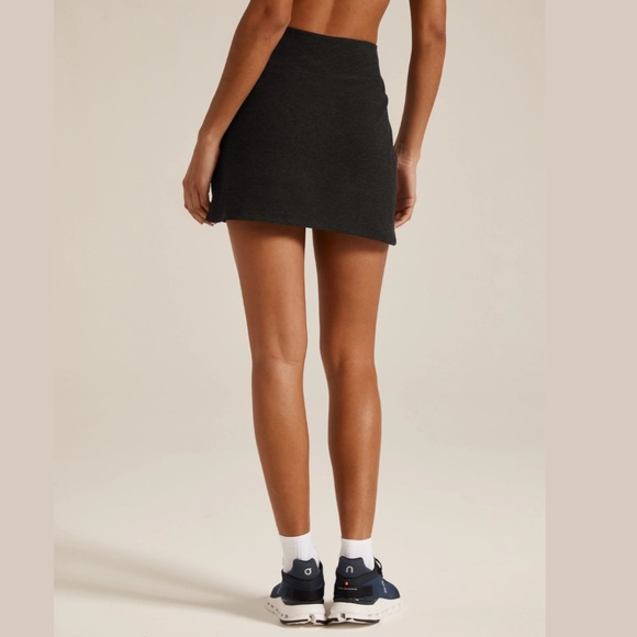 Beyond Yoga Spacedye Movement Skirt, Size M, in Darkest Night - Picture 3 of 14